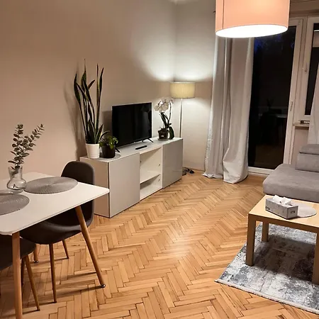 Aleje Dabrowa Gornicza